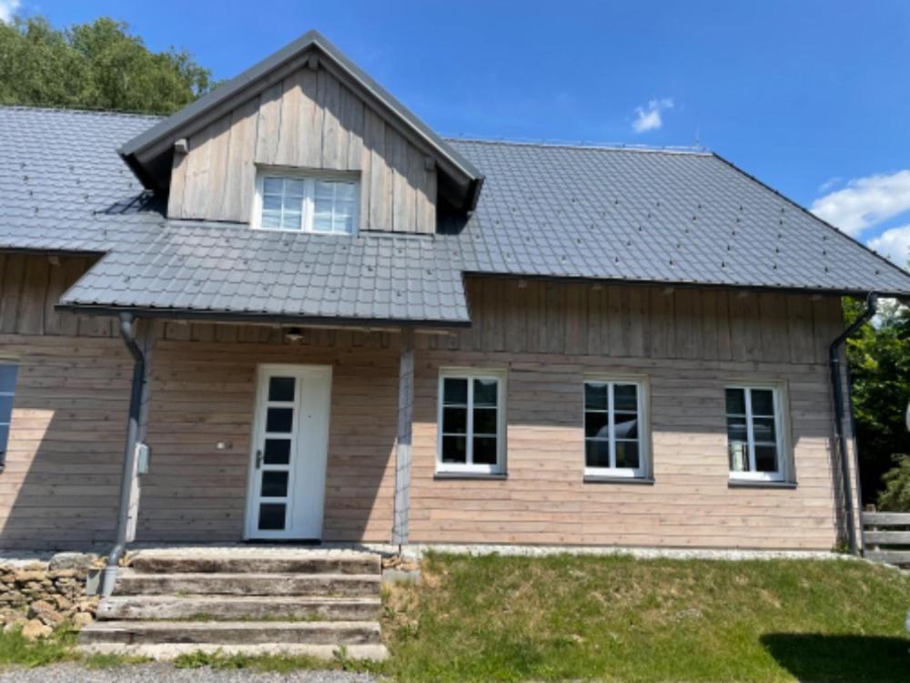 Ubytovani Spicacka Ap2 Zelezna Ruda Bagian luar foto